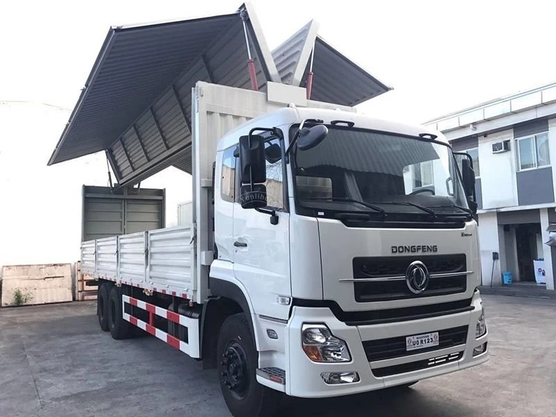 Camion merci grande